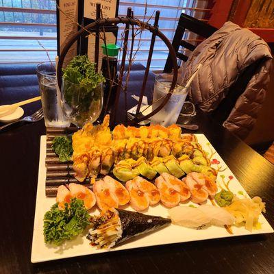 Snowman, Geisha, Delmar, Spicy Girl, salmon skin hand roll, escolar