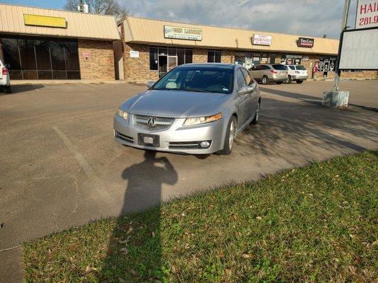 There's are some offices we rent in the Houston area , everything up to date and inspection ,and the are is in a high class neighbor