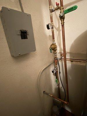 Distinct Plumbing Heating & Gas Fitting