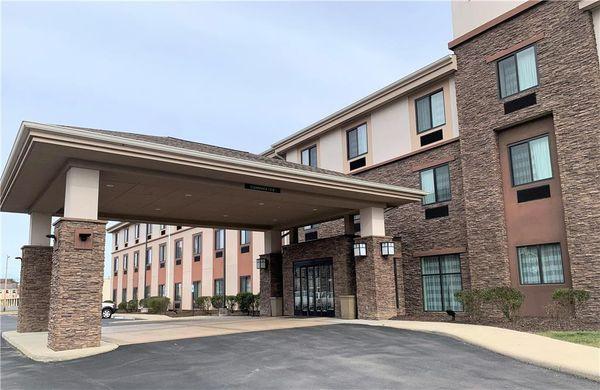 SureStay by Best Western Cambridge Exterior