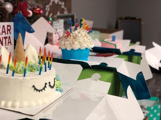 Lake Tahoe Decorations