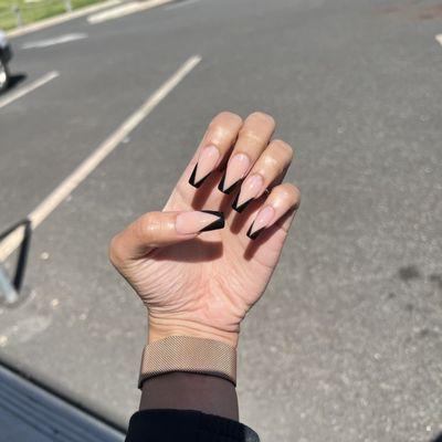 Oasis Nails