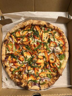 31. Tandoori Chicken Pizza medium