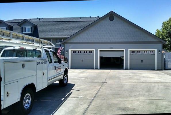 Overhead Door Co. of the Rogue Valley.