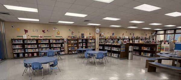 New York Public Library - Throg's Neck Library