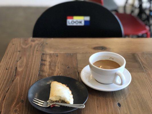 Coffee and empanadas