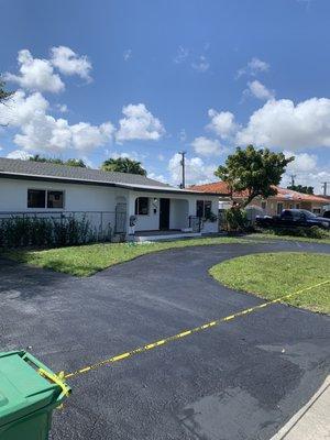 Metlow Asphalt Sealcoating