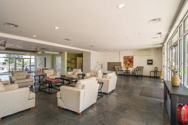 715 Woodland Apartments