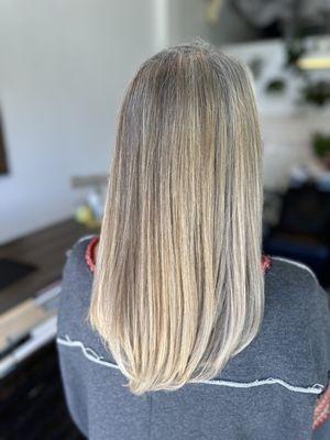 Cut by Instagram: @hair_by_angelamarie