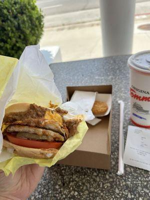 Double Cheeseburger (1/4 lb.)Hash Browns