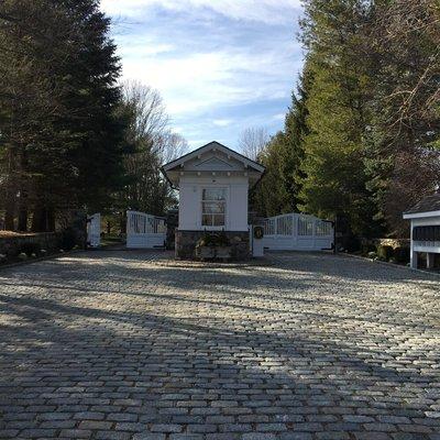 Duque's Construction