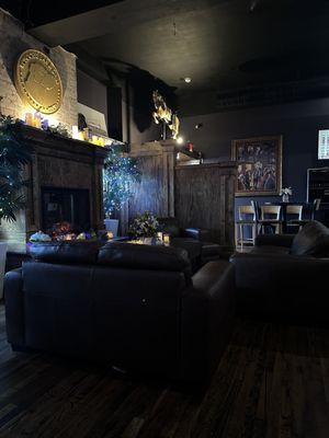 Roscoe's Bar & Grill