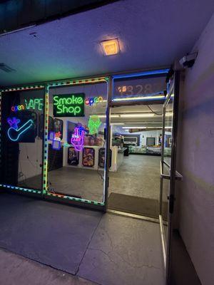 I stopped by recently and the shop was open during the posted hours. They seem to be open daily now from 8AM to 1.00 Midnight