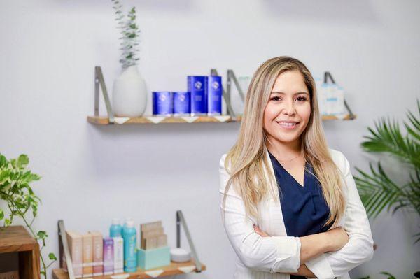 Desert Lily Esthetics