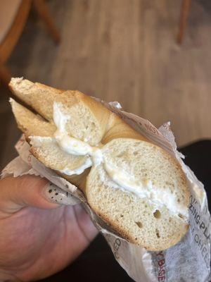 Plain bagel with cream cheese