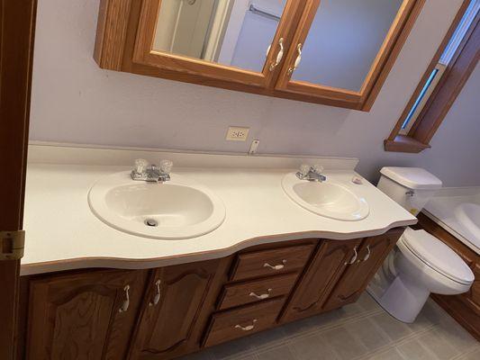 No Days Off Cleaning