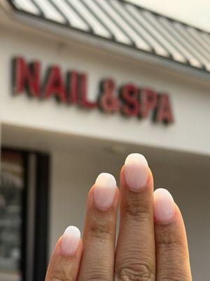 Lee Nails and Spa