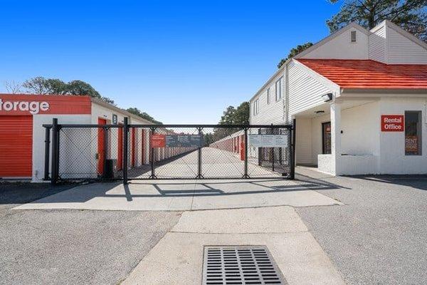 Public Storage