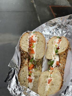 Everything bagel toasted veg cream cheese