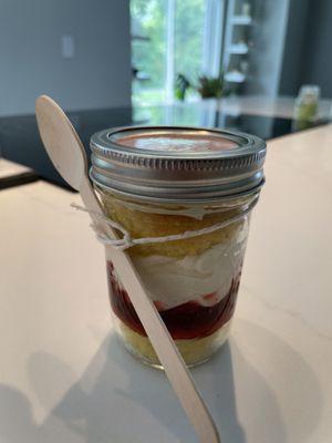 Cake Mitten Bake Shop