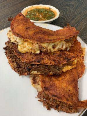 QuesaBirria & Conzume