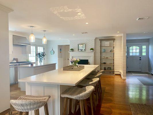 Kitchen remodel Southport Connecticut. DENISE BIAGI/Deevadesign
