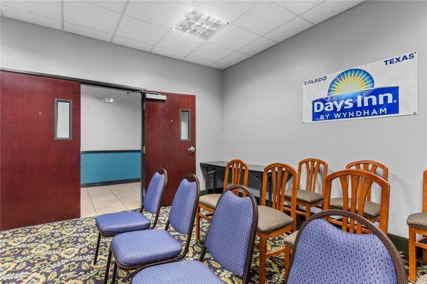 Days Inn by Wyndham Salado
