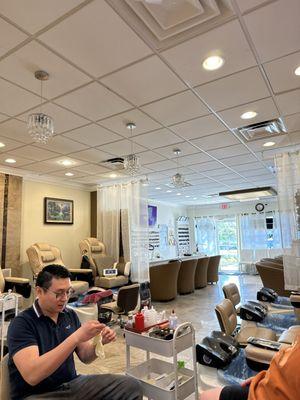 Sapphire Nail Bar LLC