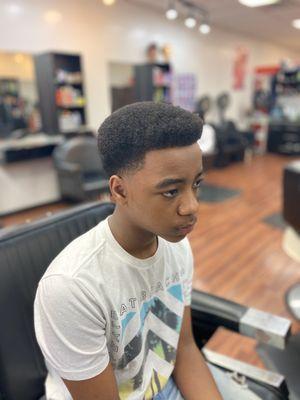 Berhanu's unisex beauty salon