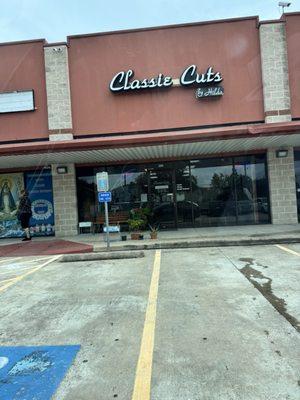 This is the location for this business and there is no signage.