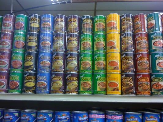 Best selection of Amy's Soup! (90 cents more expensive than Steve's but hey it's convenient!)