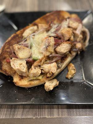 Castello's Restaurant & Catering