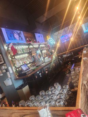 Malloy’s Bar & Grille