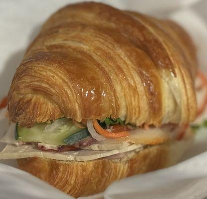 Combination Croissant Banh Mi