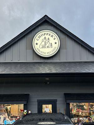 Chopper's is proud to debut its new logo and sign at our Tacoma location (formerly Lucky Dog Outfitters).