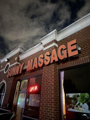 Sunny Massage