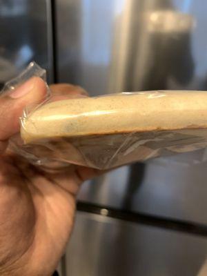 Pizza crust with mold