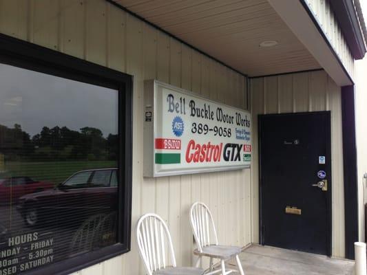 Bell Buckle Motor Works