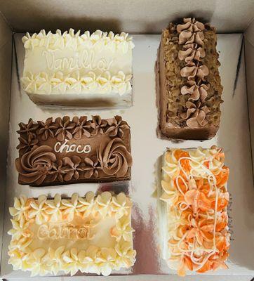 Cakes DeeLux