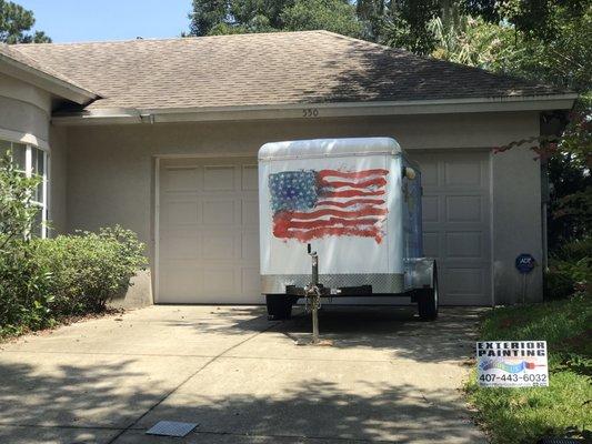 A great look to our trailers !