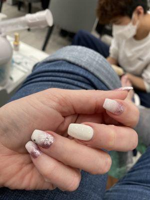 Winter snowflake hard gel nails Yang did them today. I really like them