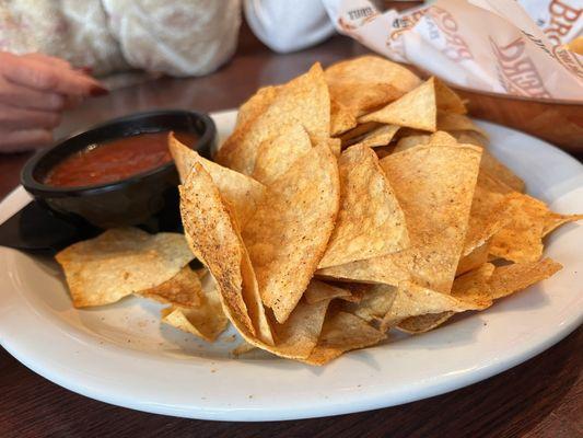 Fresh Fried Tortilla Chips & Salsa