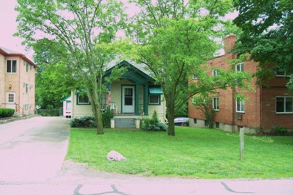 Tidbits of Cincinnati in the heart of Mt. Washington