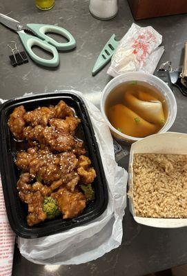 Wanton soup, rice, Sesame Chicken