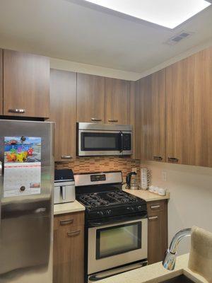 E M Cleaning Service