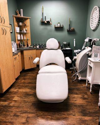 My work space at the Sola Salon
510 NW 10th Ave. Studio 12
Portland, OR 97209