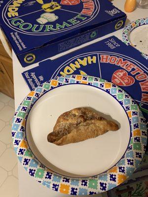 Cheesesteak pizza bite.