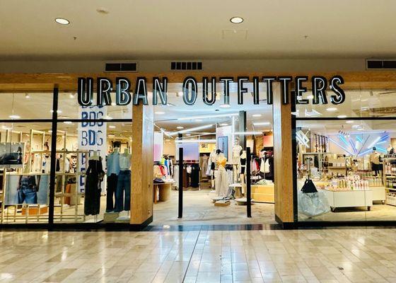 American Eagle & Aerie Store