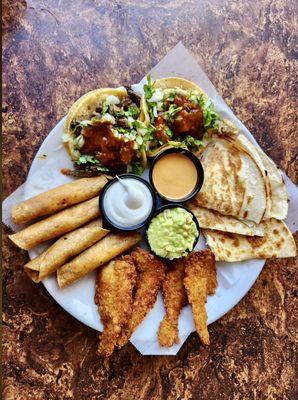 Cantaritos Restaurant & Bar