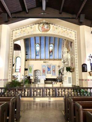 Holy Family Catholic Church